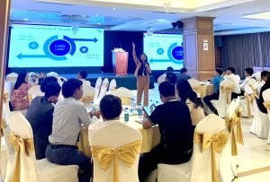 Ảnh: Thảo luận tại buổi đào tạo Quản trị chiến lược